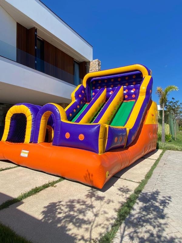 Tobogã 2x1 com Piscina de Bolinhas